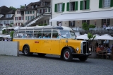 Einfahrt mit dem Oldtimer-Postauto in Rapperswil
